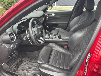 2022 Alfa Romeo Giulia Veloce