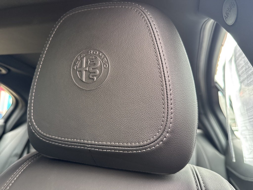 2022 Alfa Romeo Giulia Veloce