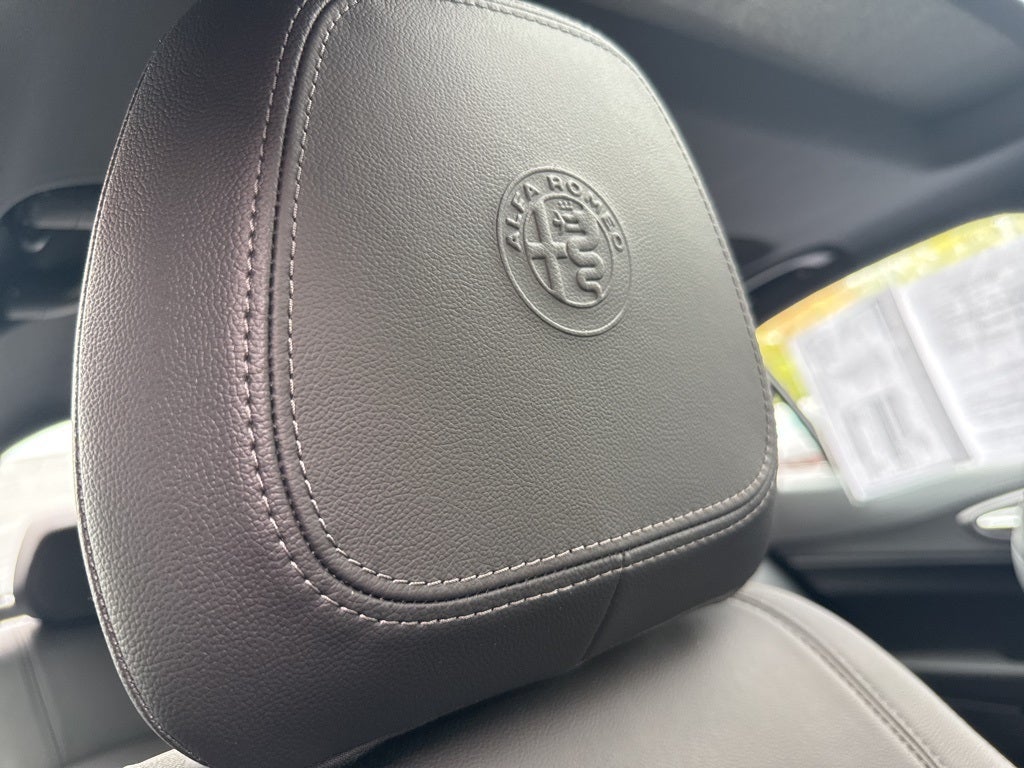 2022 Alfa Romeo Giulia Veloce