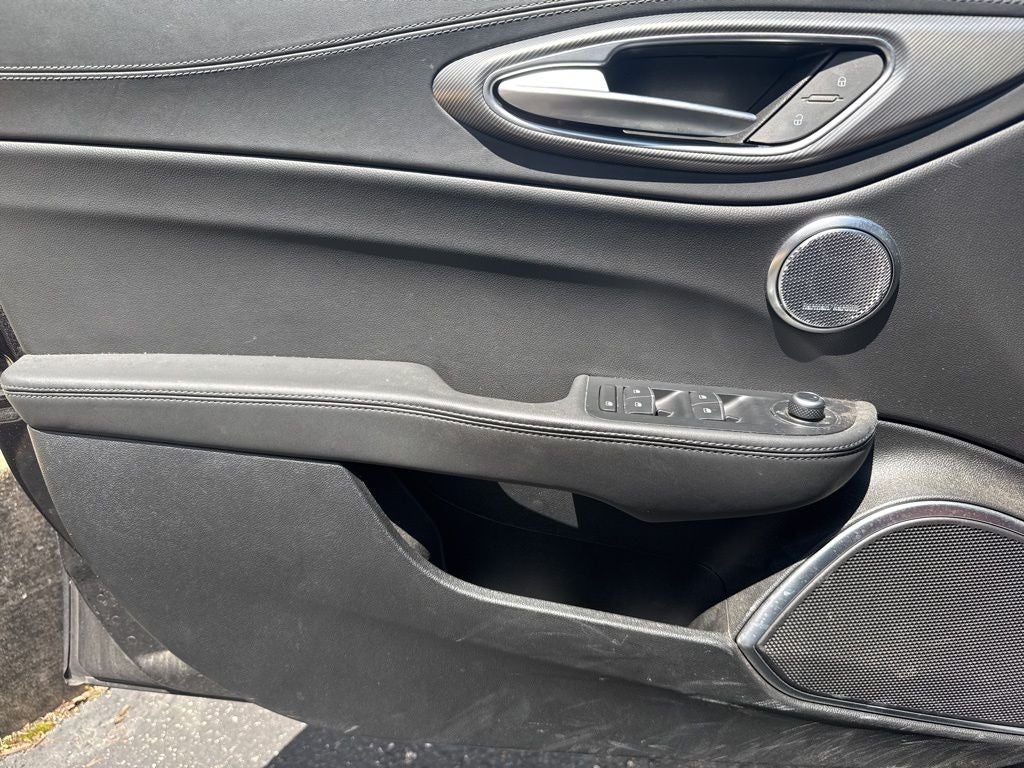 2023 Alfa Romeo Giulia Veloce
