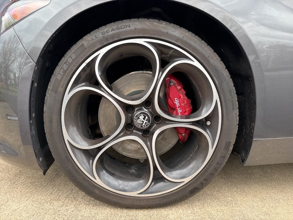 2022 Alfa Romeo Giulia Veloce