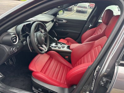 2022 Alfa Romeo Giulia Veloce