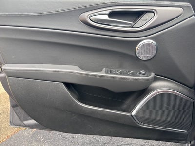 2022 Alfa Romeo Giulia Veloce