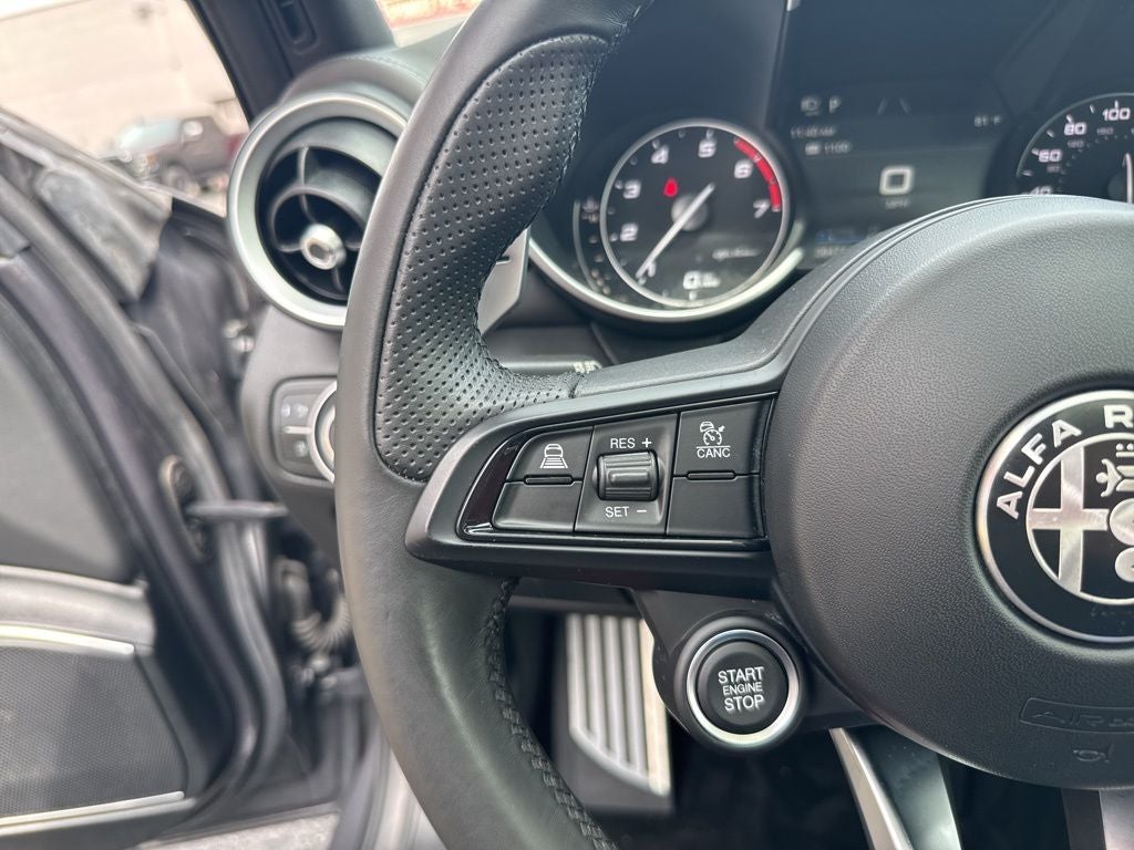 2022 Alfa Romeo Giulia Veloce