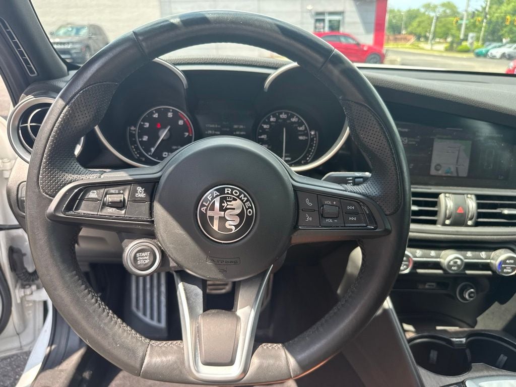 2022 Alfa Romeo Giulia Ti
