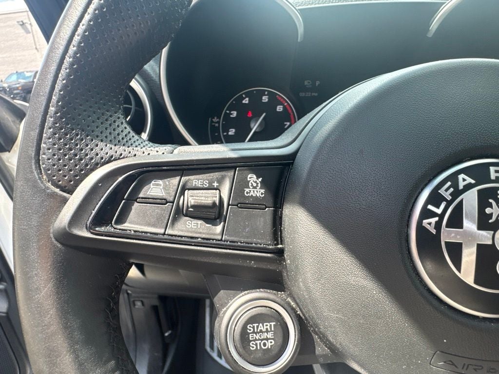 2022 Alfa Romeo Giulia Ti