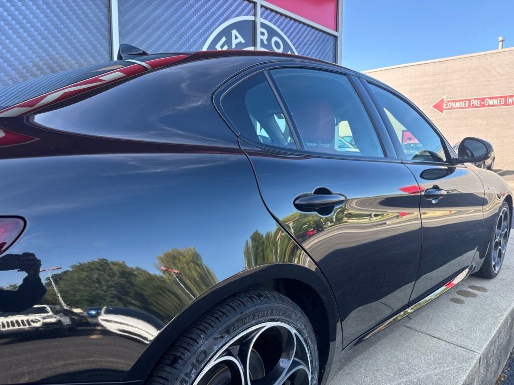 2023 Alfa Romeo Giulia Veloce