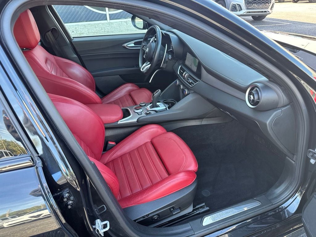 2023 Alfa Romeo Giulia Veloce