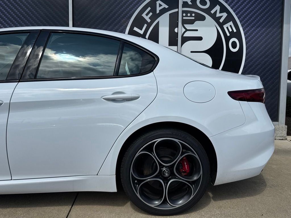 2023 Alfa Romeo Giulia Veloce
