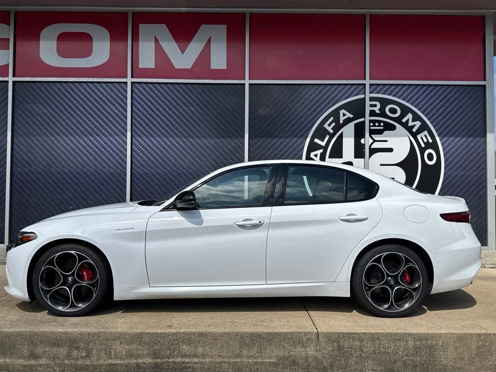 2023 Alfa Romeo Giulia Veloce
