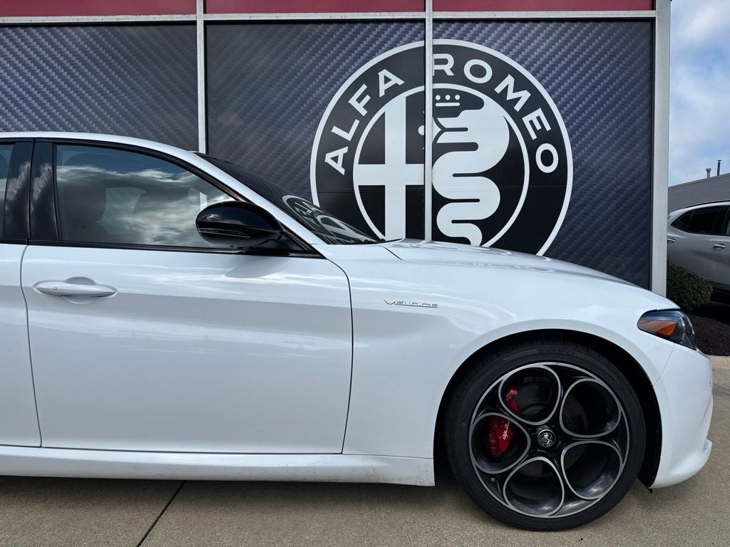 2023 Alfa Romeo Giulia Veloce
