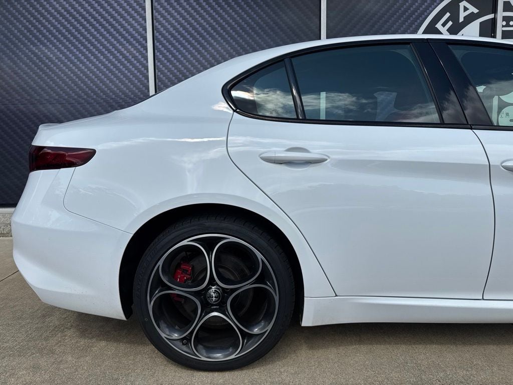 2023 Alfa Romeo Giulia Veloce