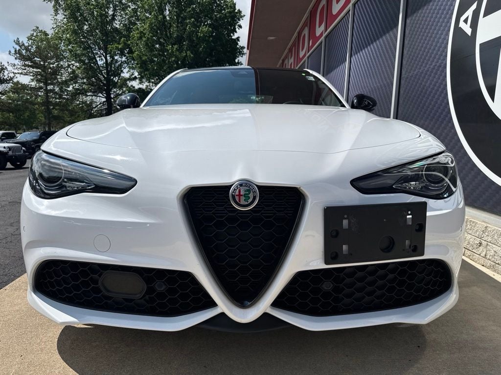 2023 Alfa Romeo Giulia Veloce