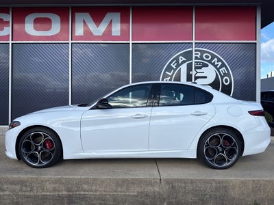 2023 Alfa Romeo Giulia Veloce