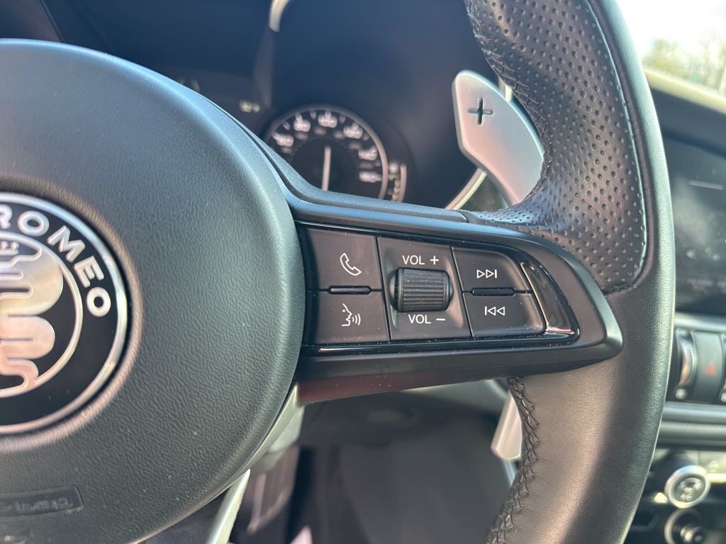 2023 Alfa Romeo Giulia Veloce