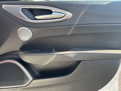 2023 Alfa Romeo Giulia Veloce