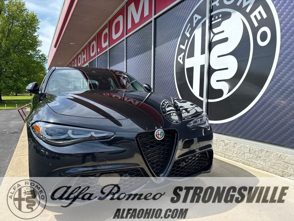 2024 Alfa Romeo Giulia Competizione AWD's photo