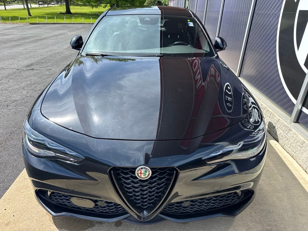 2024 Alfa Romeo Giulia Competizione