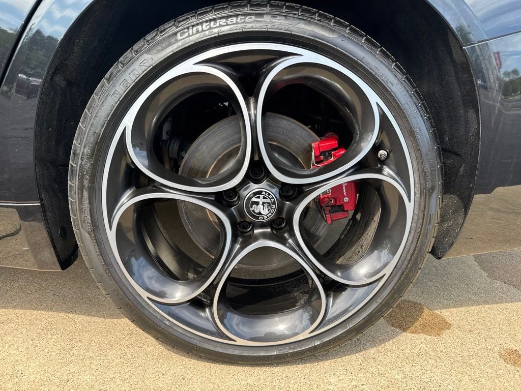 2024 Alfa Romeo Giulia Competizione