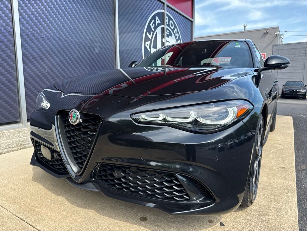 2024 Alfa Romeo Giulia Competizione