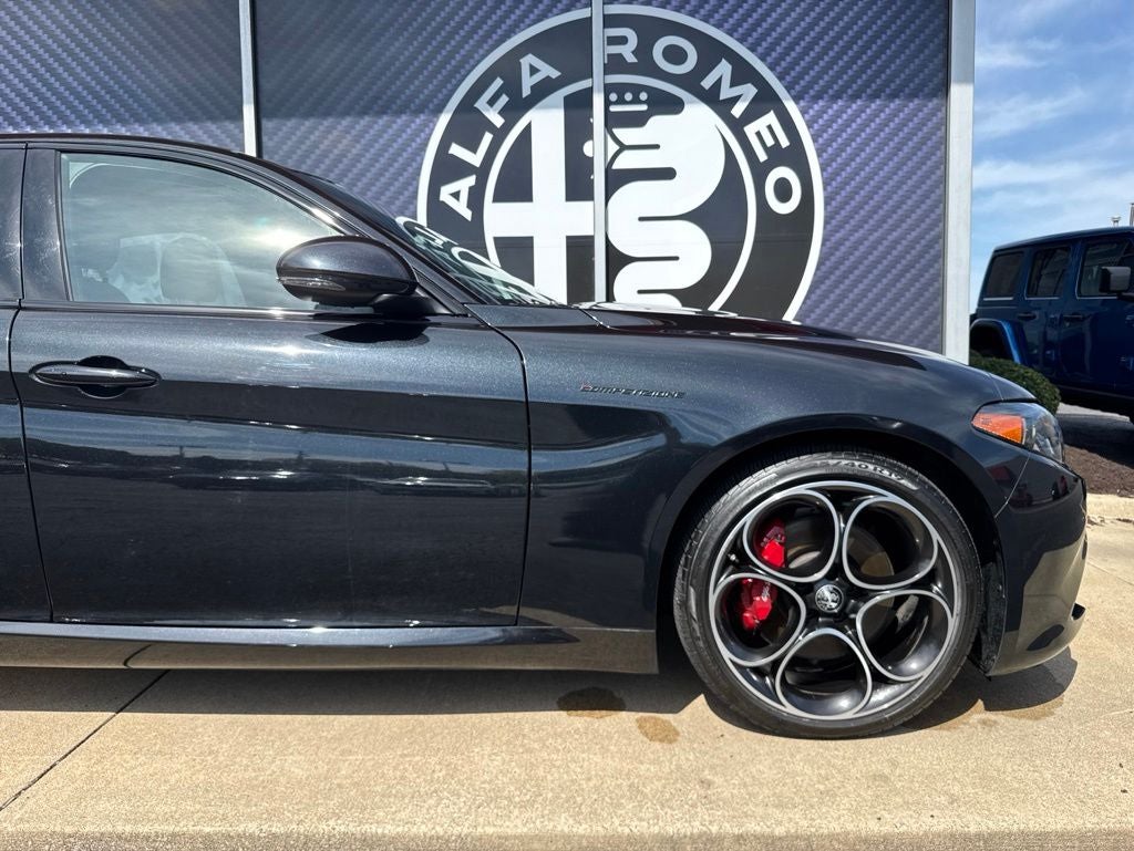2024 Alfa Romeo Giulia Competizione