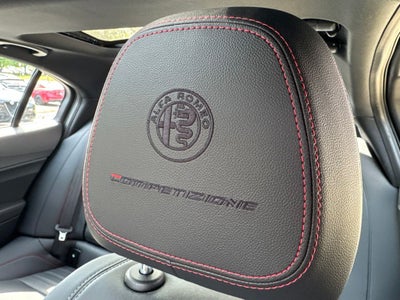 2024 Alfa Romeo Giulia Competizione
