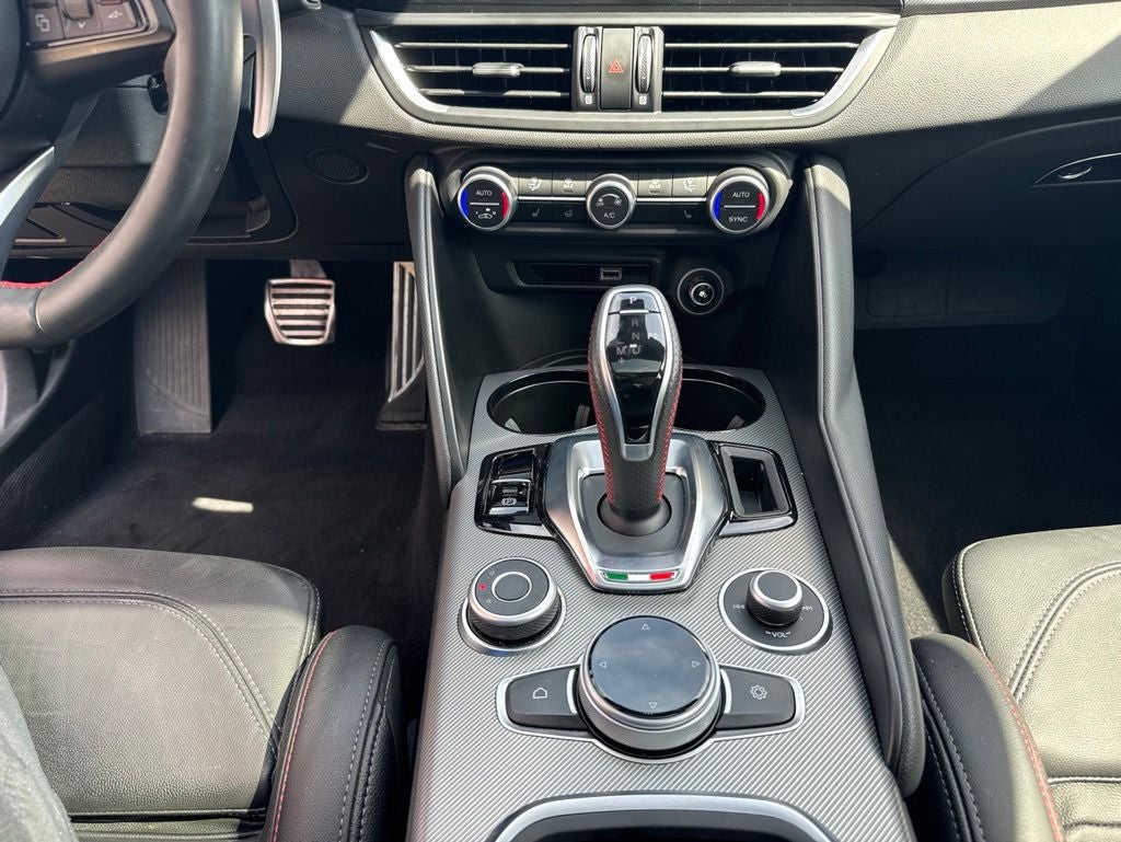 2024 Alfa Romeo Giulia Competizione