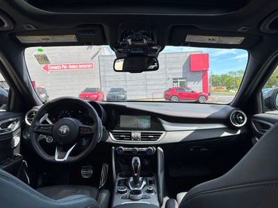 2024 Alfa Romeo Giulia Competizione