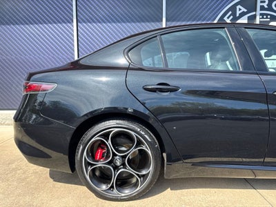 2024 Alfa Romeo Giulia Competizione