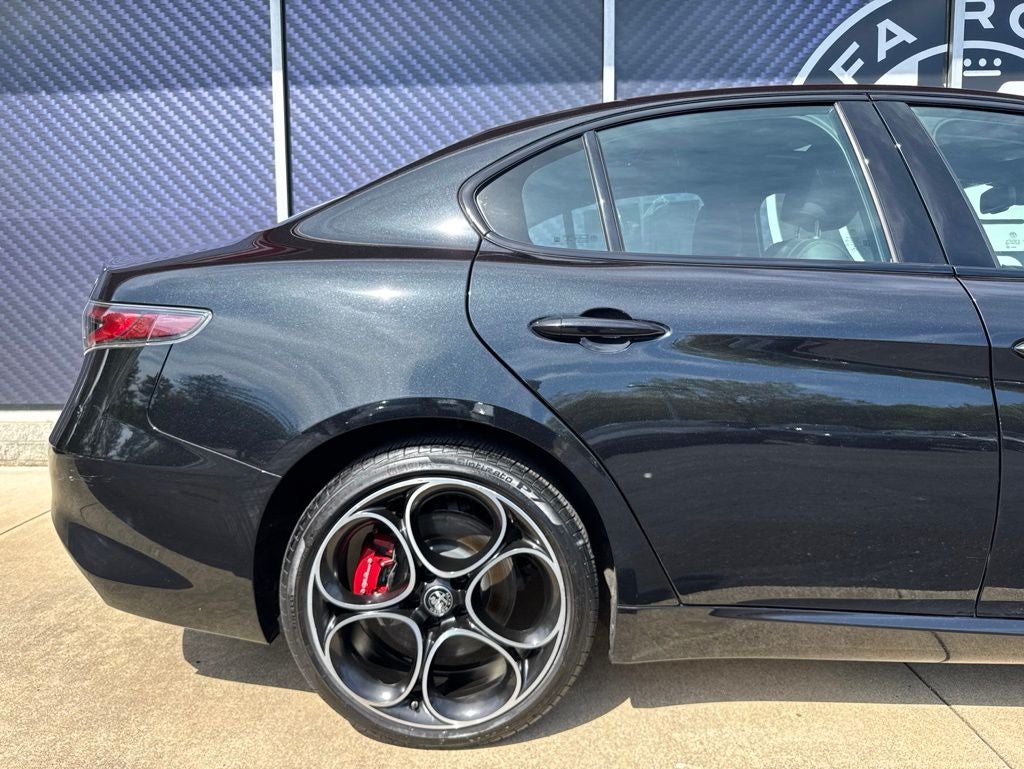 2024 Alfa Romeo Giulia Competizione