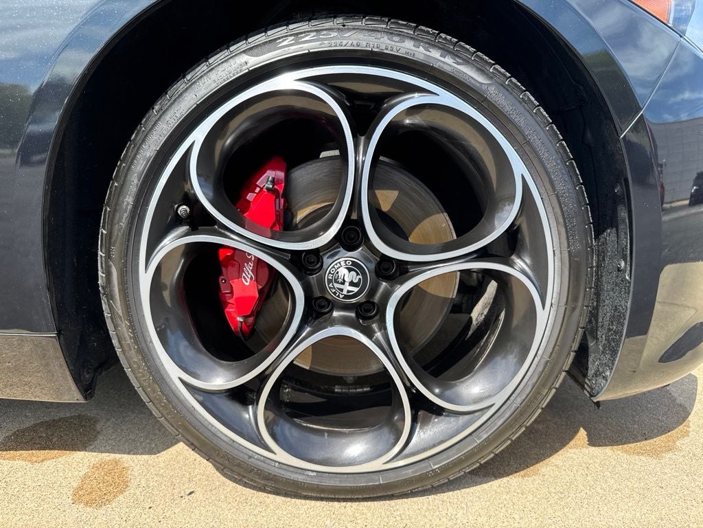 2024 Alfa Romeo Giulia Competizione