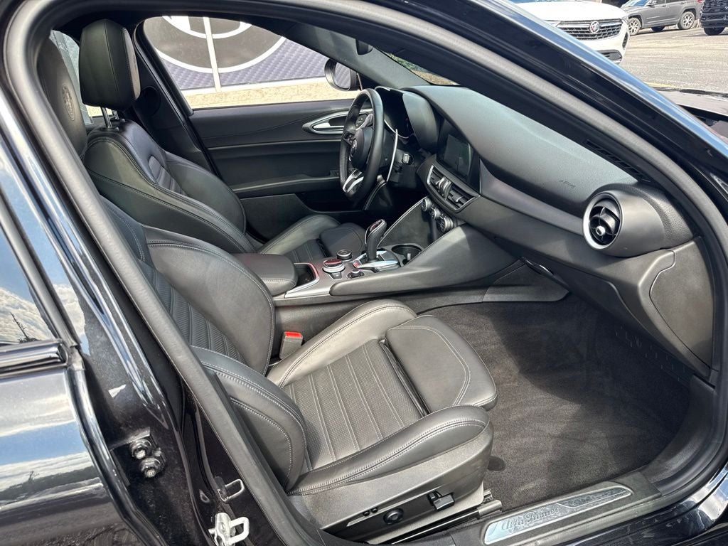 2024 Alfa Romeo Giulia Veloce