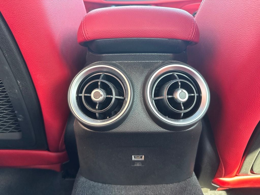 2021 Alfa Romeo Giulia Ti Sport