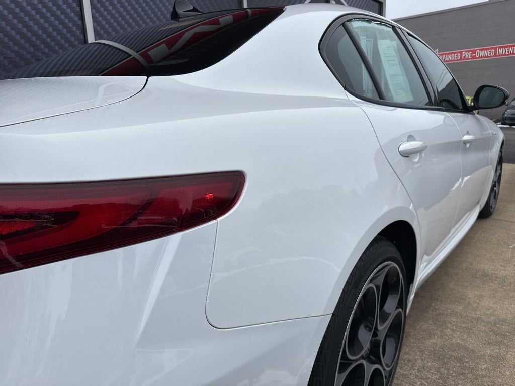 2022 Alfa Romeo Giulia Veloce