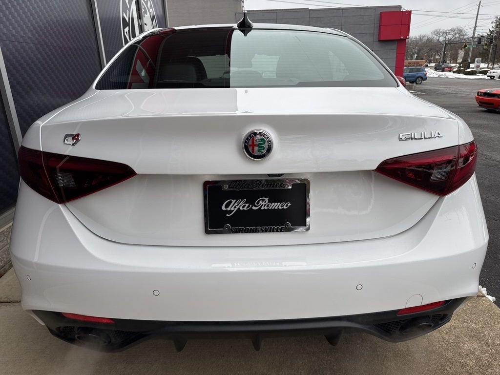 2022 Alfa Romeo Giulia Veloce