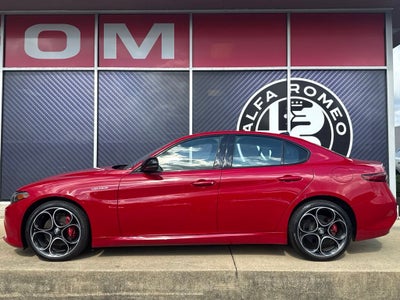 2023 Alfa Romeo Giulia Veloce
