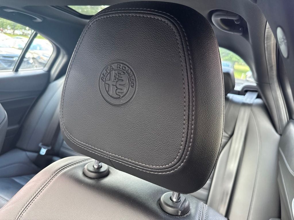 2023 Alfa Romeo Giulia Veloce