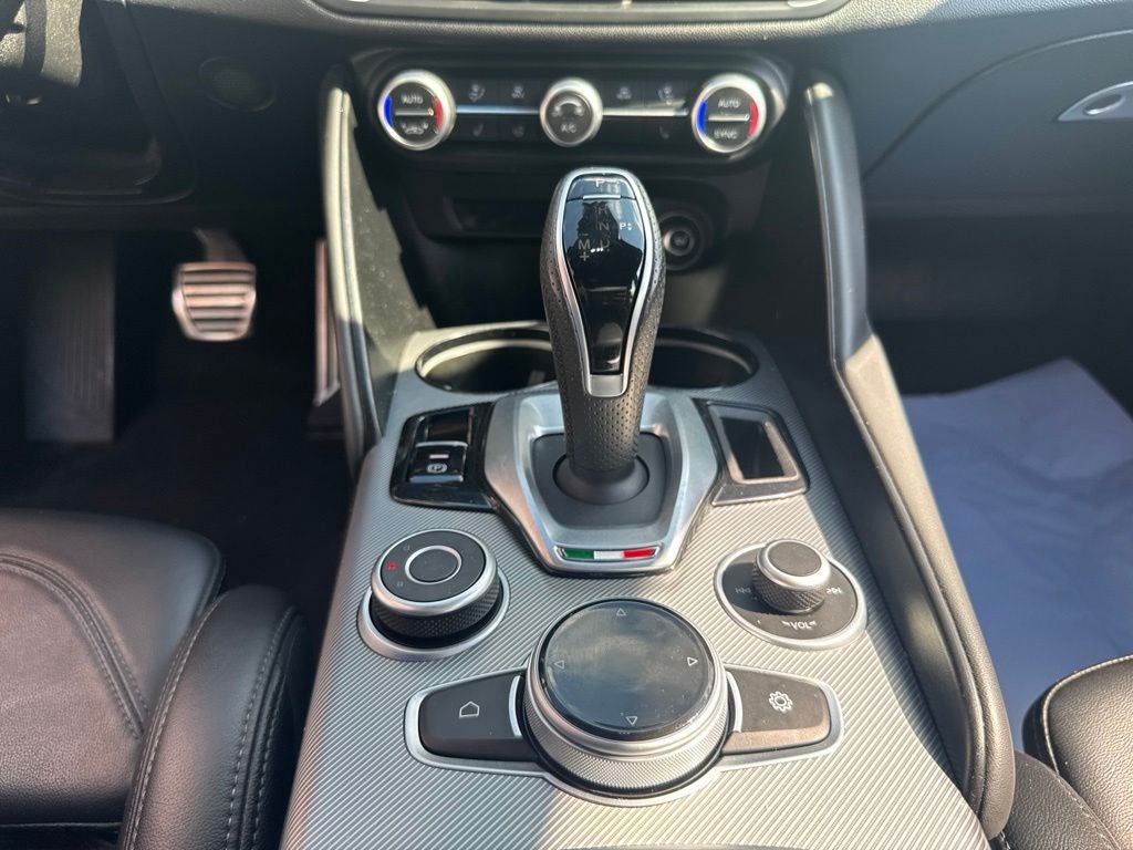 2023 Alfa Romeo Giulia Veloce