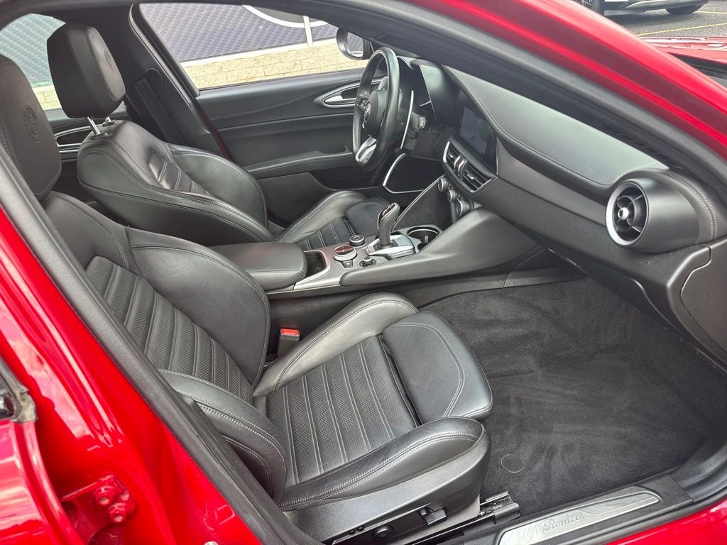 2023 Alfa Romeo Giulia Veloce