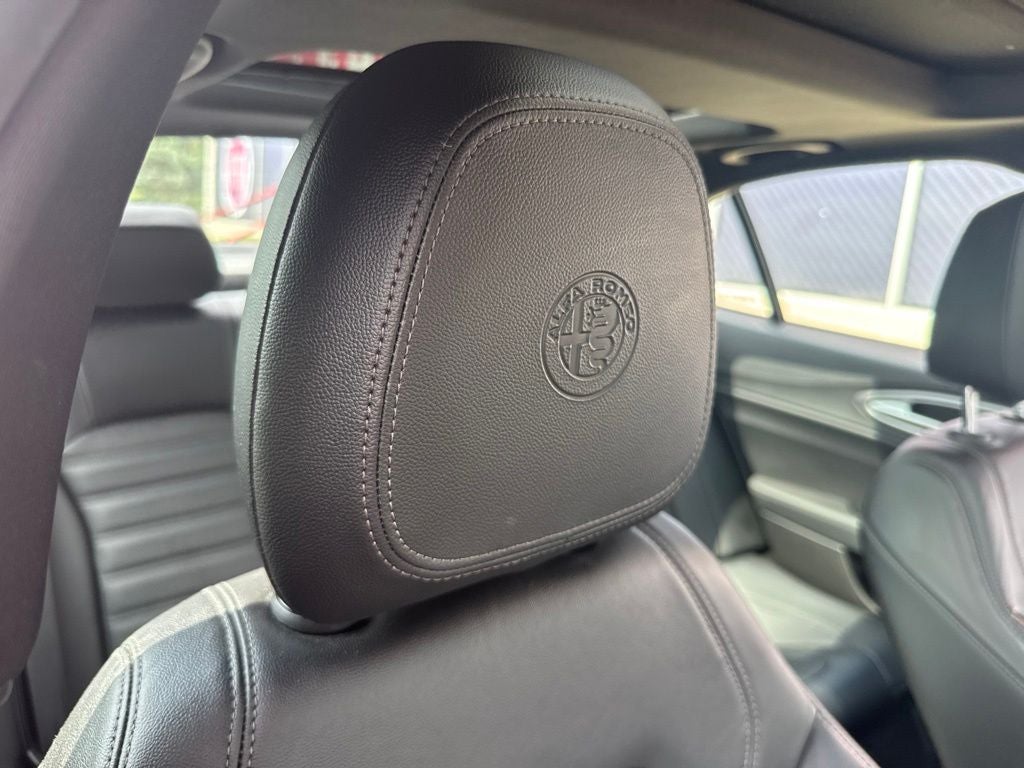2023 Alfa Romeo Giulia Veloce