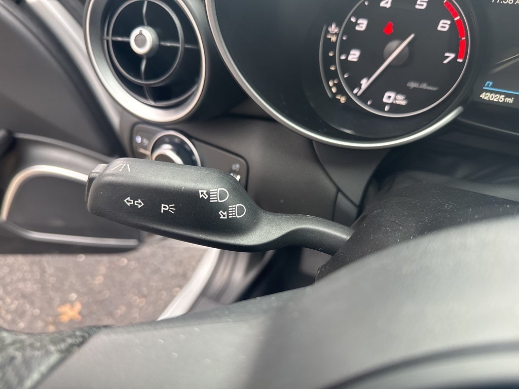 2021 Alfa Romeo Giulia Ti