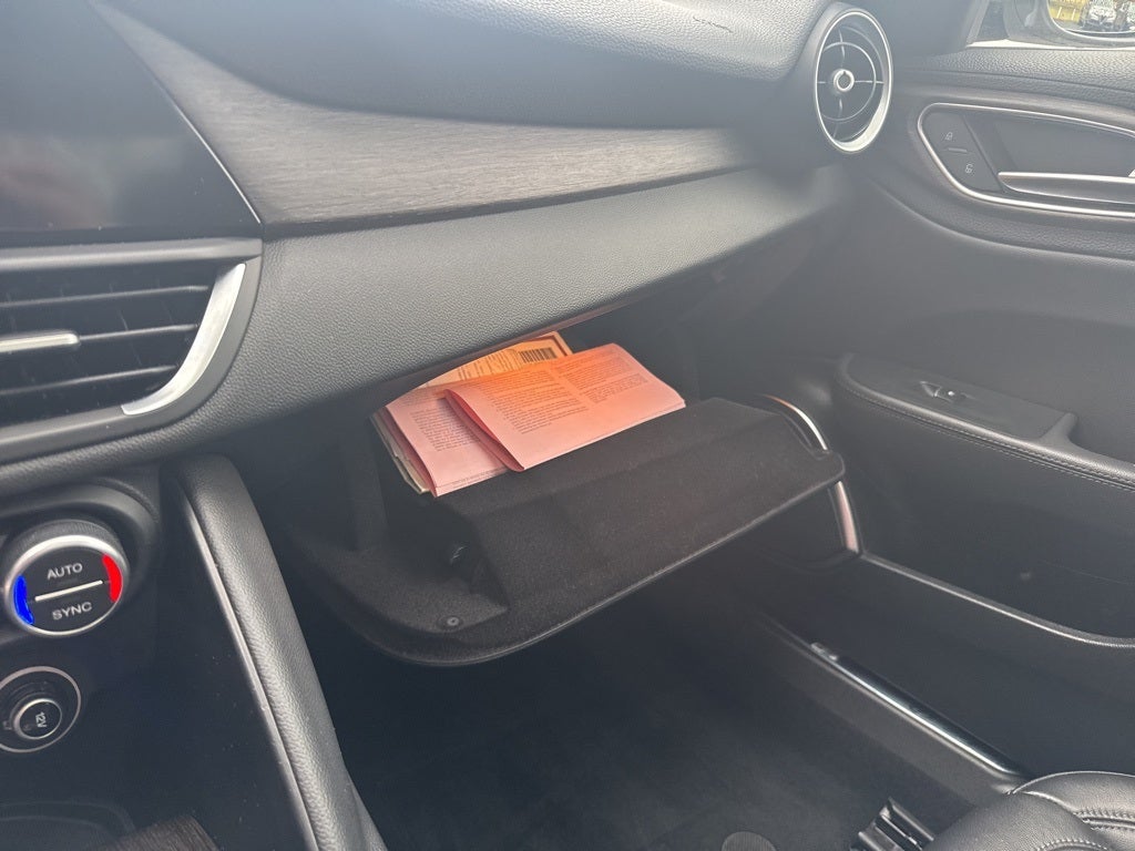 2021 Alfa Romeo Giulia Ti