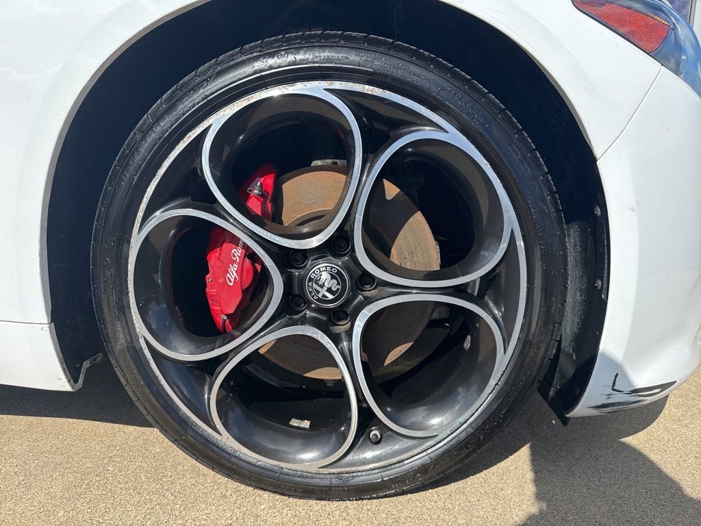 2023 Alfa Romeo Giulia Veloce