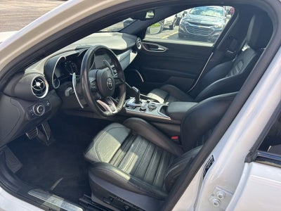 2023 Alfa Romeo Giulia Veloce