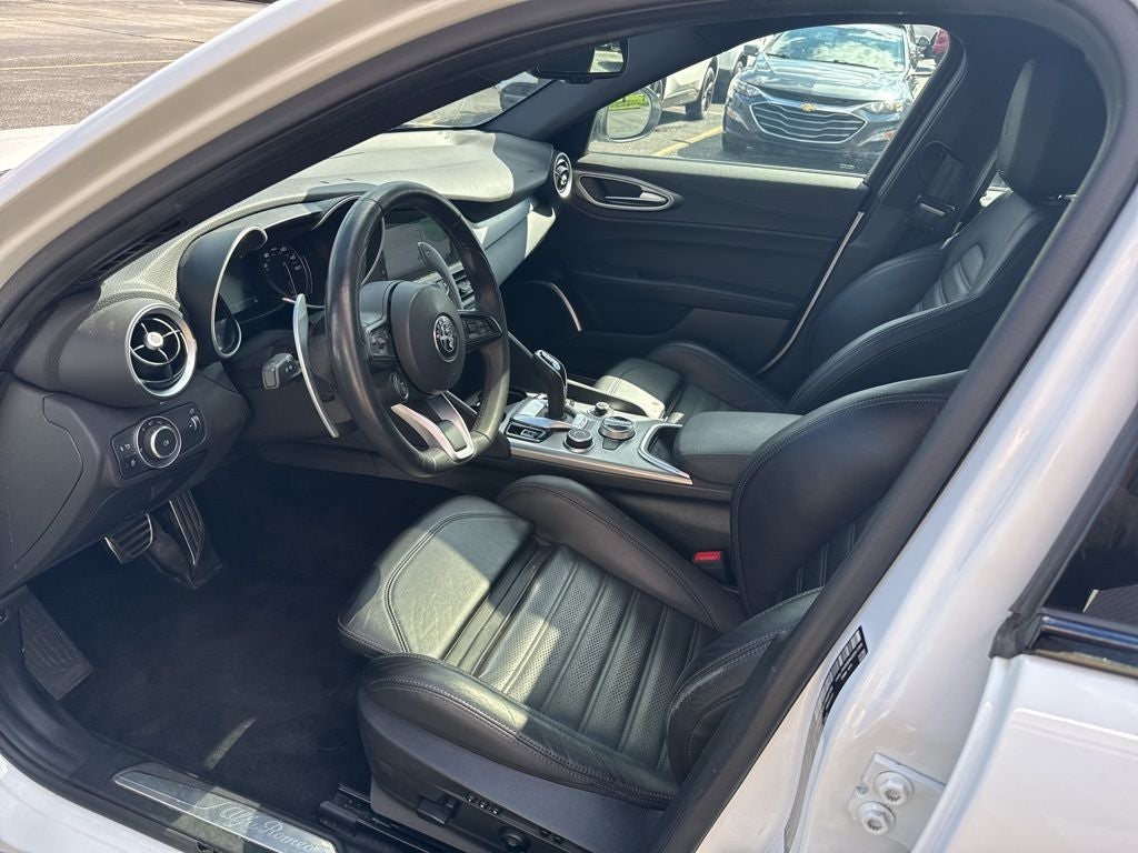 2023 Alfa Romeo Giulia Veloce