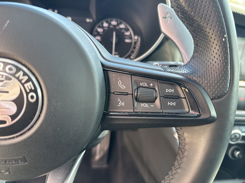 2023 Alfa Romeo Giulia Veloce