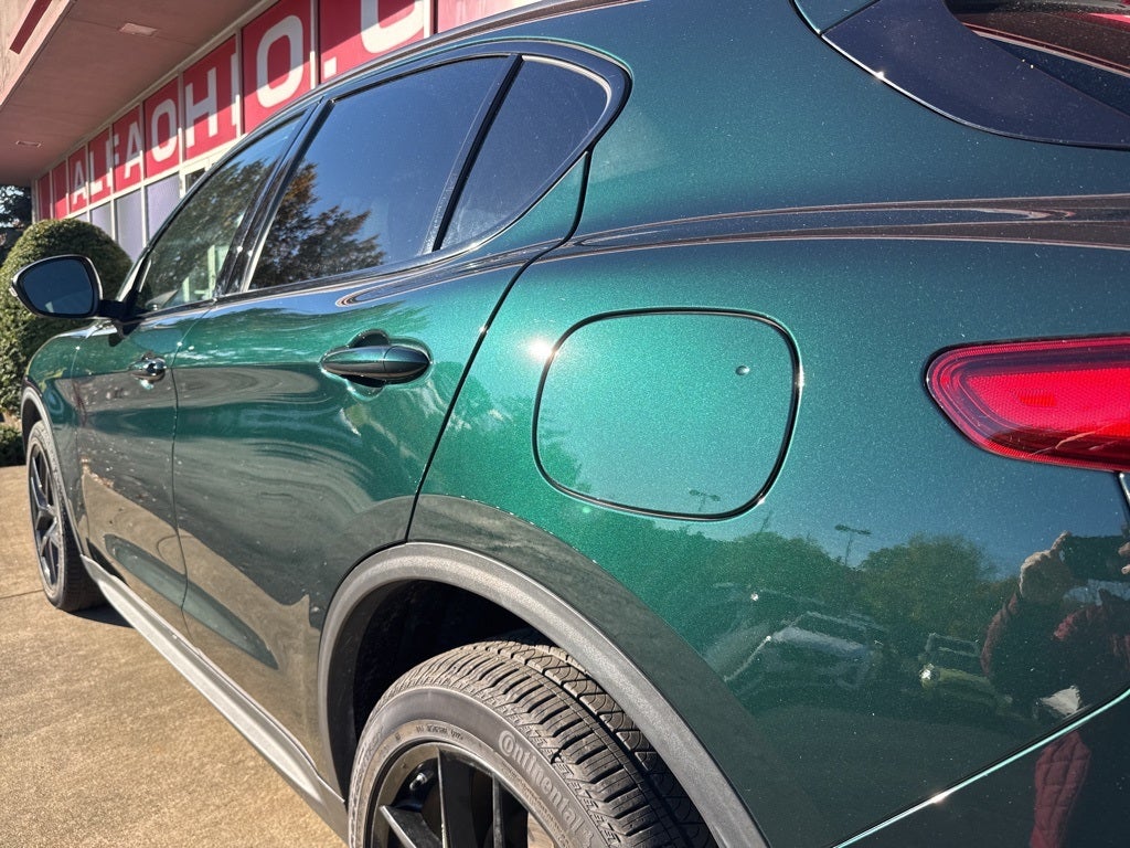 2019 Alfa Romeo Stelvio Sport