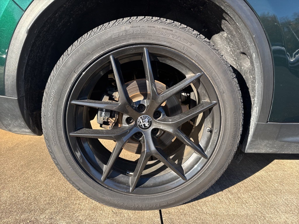 2019 Alfa Romeo Stelvio Sport