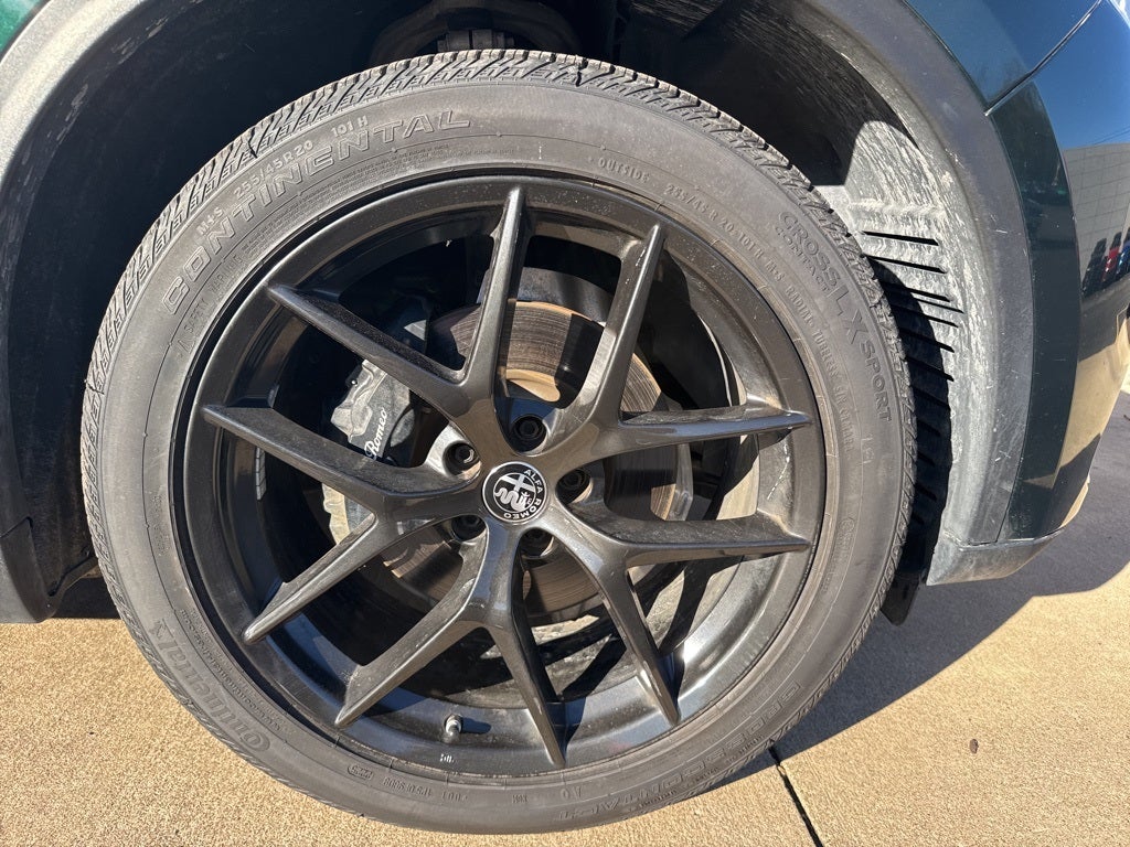 2019 Alfa Romeo Stelvio Sport