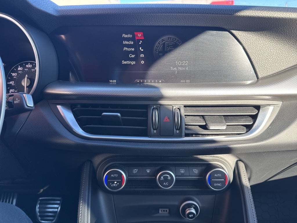 2019 Alfa Romeo Stelvio Sport